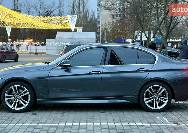 Серый БМВ 3 Серия, объемом двигателя 2 л и пробегом 98 тыс. км за 16700 $, фото 7 на Automoto.ua