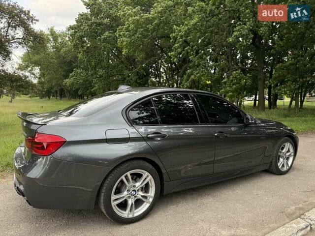 Серый БМВ 3 Серия, объемом двигателя 2 л и пробегом 73 тыс. км за 21500 $, фото 10 на Automoto.ua
