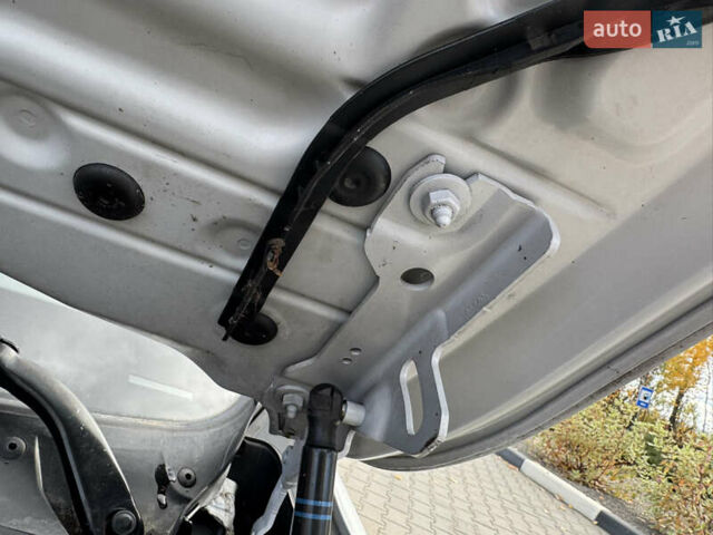 Серый БМВ 3 Серия, объемом двигателя 2 л и пробегом 208 тыс. км за 16400 $, фото 37 на Automoto.ua