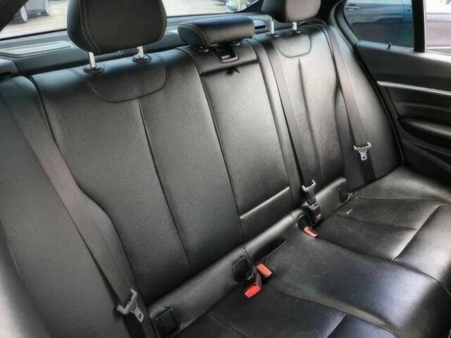 Серый БМВ 3 Серия, объемом двигателя 3 л и пробегом 51 тыс. км за 14000 $, фото 13 на Automoto.ua