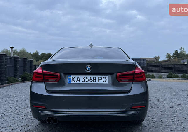 Серый БМВ 3 Серия, объемом двигателя 2 л и пробегом 132 тыс. км за 19500 $, фото 5 на Automoto.ua