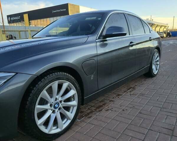 Сірий БМВ 3 Серія, об'ємом двигуна 2 л та пробігом 207 тис. км за 19000 $, фото 4 на Automoto.ua