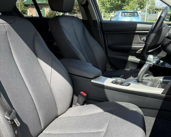 Серый БМВ 3 Серия, объемом двигателя 2 л и пробегом 96 тыс. км за 17000 $, фото 15 на Automoto.ua