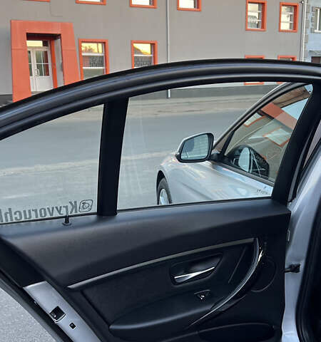 Серый БМВ 3 Серия, объемом двигателя 2 л и пробегом 217 тыс. км за 15499 $, фото 45 на Automoto.ua