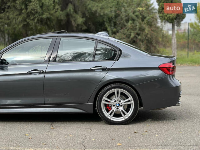 Серый БМВ 3 Серия, объемом двигателя 2 л и пробегом 219 тыс. км за 17500 $, фото 6 на Automoto.ua