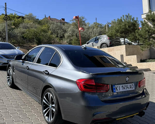 Сірий БМВ 3 Серія, об'ємом двигуна 2 л та пробігом 97 тис. км за 21799 $, фото 4 на Automoto.ua