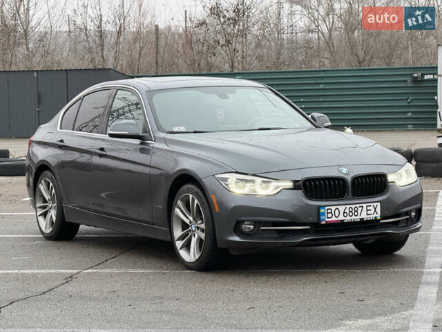 Серый БМВ 3 Серия, объемом двигателя 2 л и пробегом 154 тыс. км за 19900 $, фото 2 на Automoto.ua