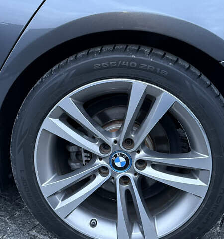 Серый БМВ 3 Серия, объемом двигателя 2 л и пробегом 132 тыс. км за 19500 $, фото 11 на Automoto.ua