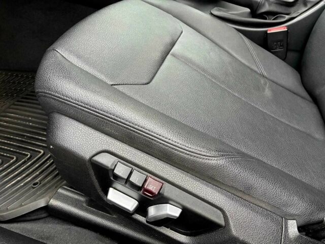 Сірий БМВ 3 Серія, об'ємом двигуна 2 л та пробігом 53 тис. км за 10200 $, фото 10 на Automoto.ua