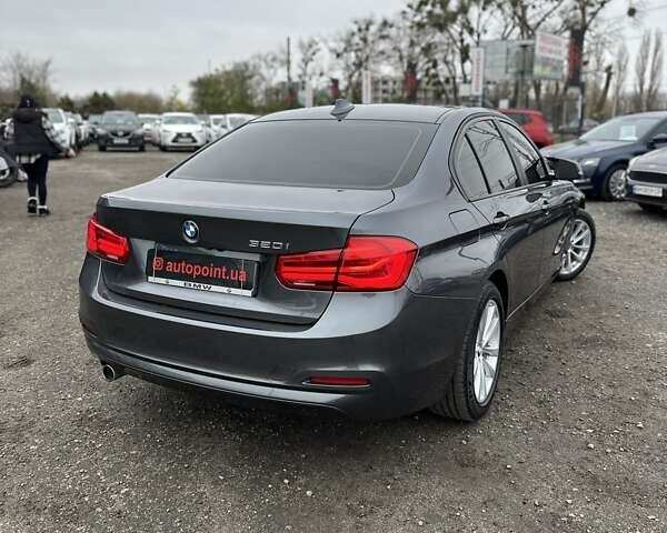 Серый БМВ 3 Серия, объемом двигателя 2 л и пробегом 132 тыс. км за 16700 $, фото 7 на Automoto.ua