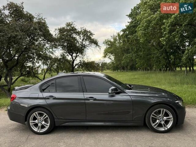 Серый БМВ 3 Серия, объемом двигателя 2 л и пробегом 73 тыс. км за 21500 $, фото 19 на Automoto.ua