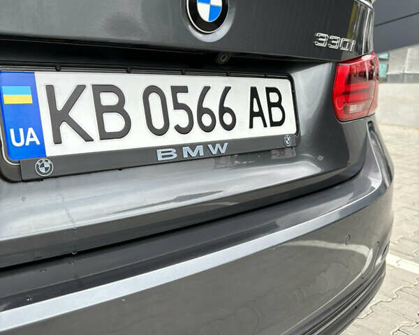 Серый БМВ 3 Серия, объемом двигателя 2 л и пробегом 85 тыс. км за 21000 $, фото 21 на Automoto.ua