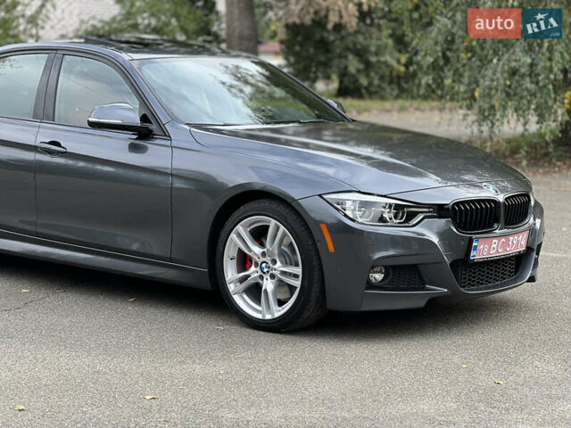 Серый БМВ 3 Серия, объемом двигателя 2 л и пробегом 219 тыс. км за 17500 $, фото 15 на Automoto.ua