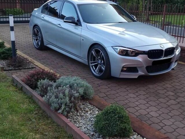 Серый БМВ 3 Серия, объемом двигателя 2 л и пробегом 88 тыс. км за 13000 $, фото 5 на Automoto.ua