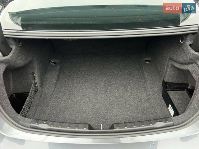 Серый БМВ 3 Серия, объемом двигателя 2 л и пробегом 143 тыс. км за 15700 $, фото 16 на Automoto.ua