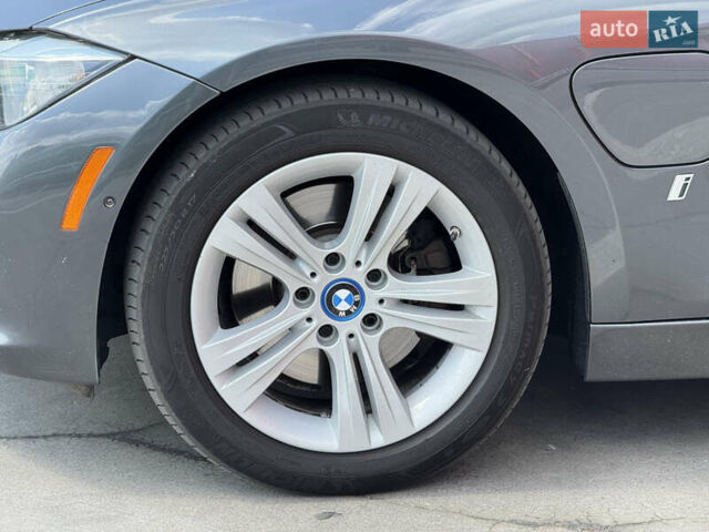 Сірий БМВ 3 Серія, об'ємом двигуна 2 л та пробігом 116 тис. км за 16999 $, фото 8 на Automoto.ua