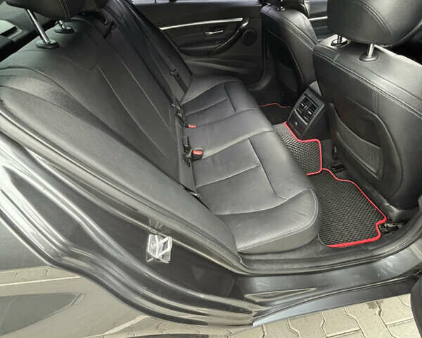 Серый БМВ 3 Серия, объемом двигателя 2 л и пробегом 85 тыс. км за 21500 $, фото 63 на Automoto.ua