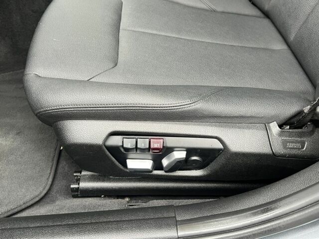 Серый БМВ 3 Серия, объемом двигателя 2 л и пробегом 143 тыс. км за 15700 $, фото 10 на Automoto.ua