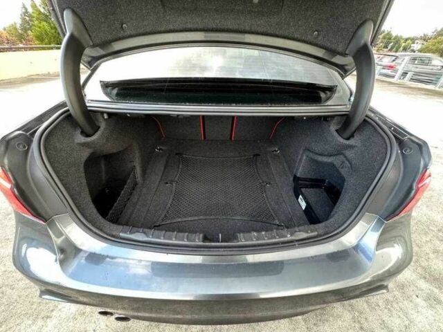 Сірий БМВ 3 Серія, об'ємом двигуна 2 л та пробігом 81 тис. км за 3700 $, фото 18 на Automoto.ua