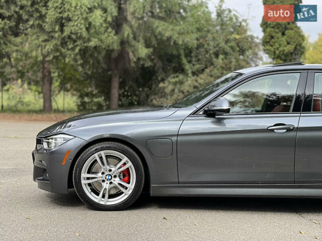 Серый БМВ 3 Серия, объемом двигателя 2 л и пробегом 219 тыс. км за 17500 $, фото 5 на Automoto.ua