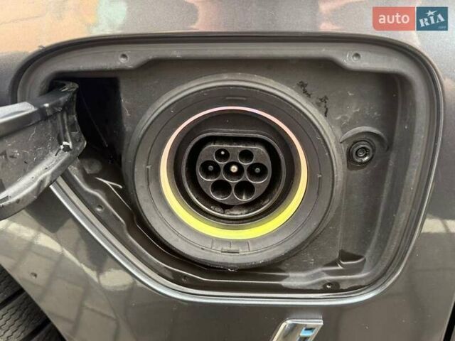 Сірий БМВ 3 Серія, об'ємом двигуна 2 л та пробігом 220 тис. км за 23000 $, фото 15 на Automoto.ua