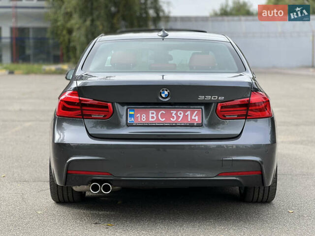 Серый БМВ 3 Серия, объемом двигателя 2 л и пробегом 219 тыс. км за 17500 $, фото 10 на Automoto.ua