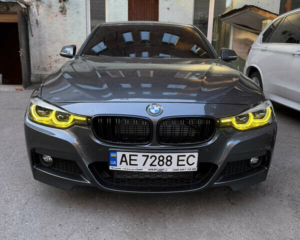 Сірий БМВ 3 Серія, об'ємом двигуна 2 л та пробігом 108 тис. км за 22500 $, фото 5 на Automoto.ua