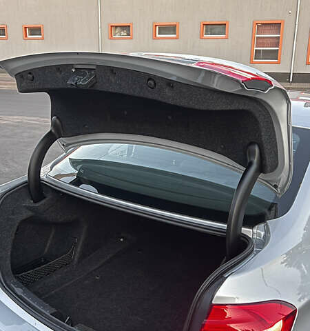 Серый БМВ 3 Серия, объемом двигателя 2 л и пробегом 217 тыс. км за 15499 $, фото 56 на Automoto.ua