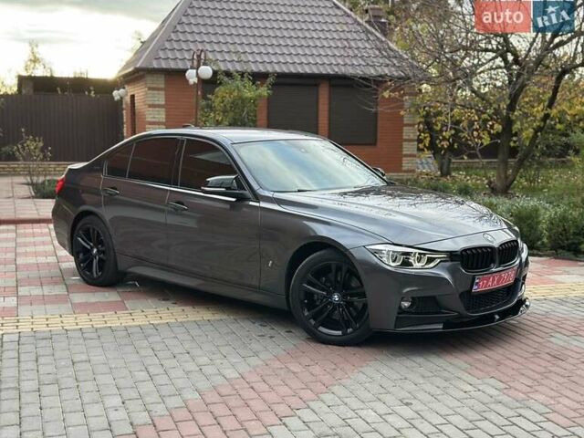 Серый БМВ 3 Серия, объемом двигателя 2 л и пробегом 118 тыс. км за 18900 $, фото 16 на Automoto.ua