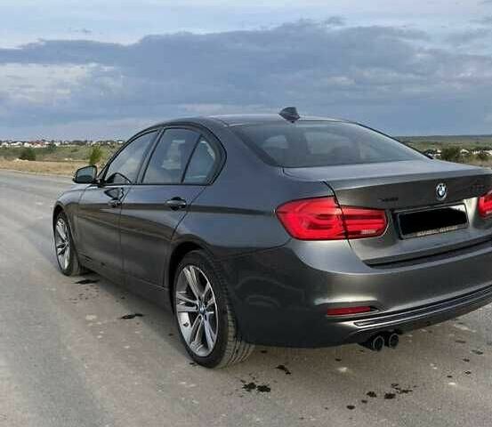 Серый БМВ 3 Серия, объемом двигателя 2 л и пробегом 96 тыс. км за 15200 $, фото 1 на Automoto.ua