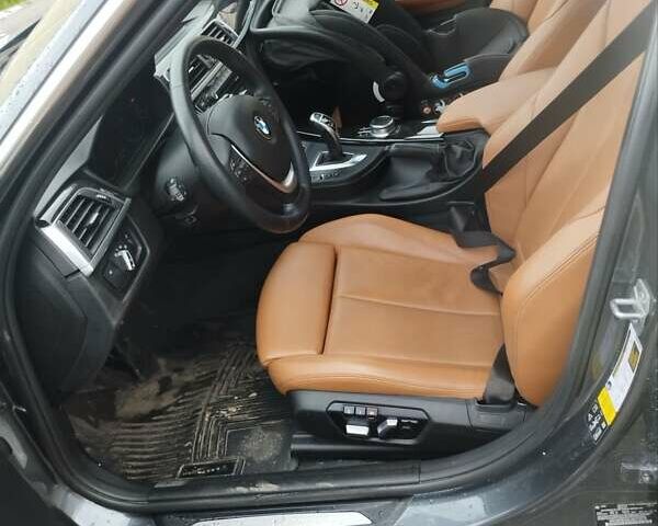БМВ 3 Серия 2018 в Львове на Automoto.ua Серый БМВ 3 Серия, объемом двигателя 2 л и пробегом 75 тыс. км за 20500 $, фото 20 на Automoto.ua
