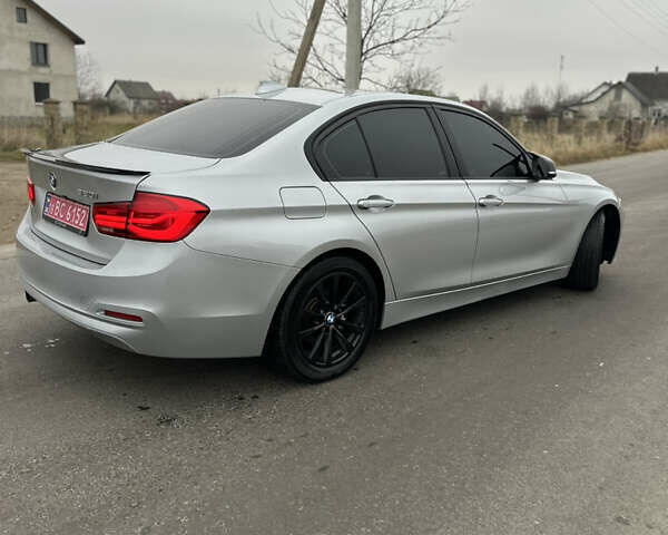 Серый БМВ 3 Серия, объемом двигателя 2 л и пробегом 195 тыс. км за 14950 $, фото 5 на Automoto.ua