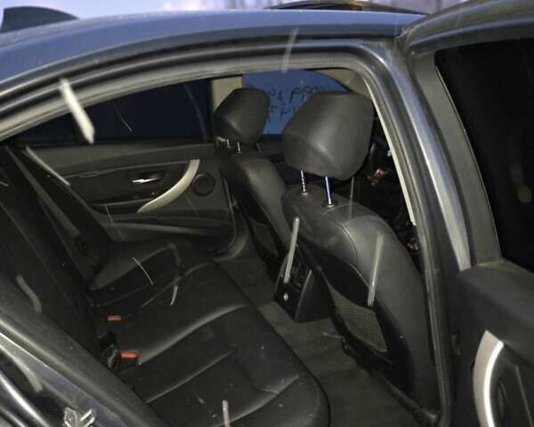 Серый БМВ 3 Серия, объемом двигателя 2 л и пробегом 156 тыс. км за 13250 $, фото 12 на Automoto.ua