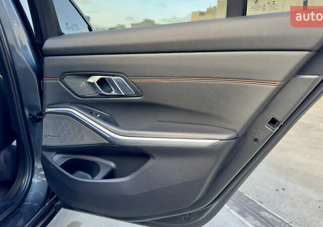 Серый БМВ 3 Серия, объемом двигателя 2 л и пробегом 91 тыс. км за 31000 $, фото 23 на Automoto.ua