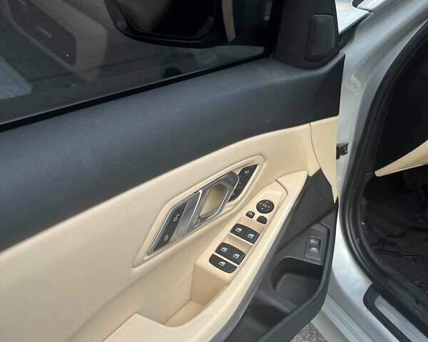 Серый БМВ 3 Серия, объемом двигателя 0 л и пробегом 97 тыс. км за 25750 $, фото 14 на Automoto.ua