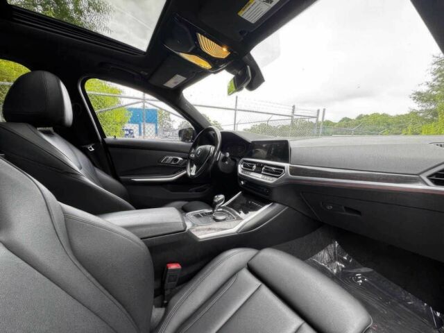 Серый БМВ 3 Серия, объемом двигателя 2 л и пробегом 35 тыс. км за 17000 $, фото 9 на Automoto.ua