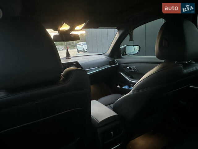 Серый БМВ 3 Серия, объемом двигателя 2 л и пробегом 67 тыс. км за 29250 $, фото 13 на Automoto.ua