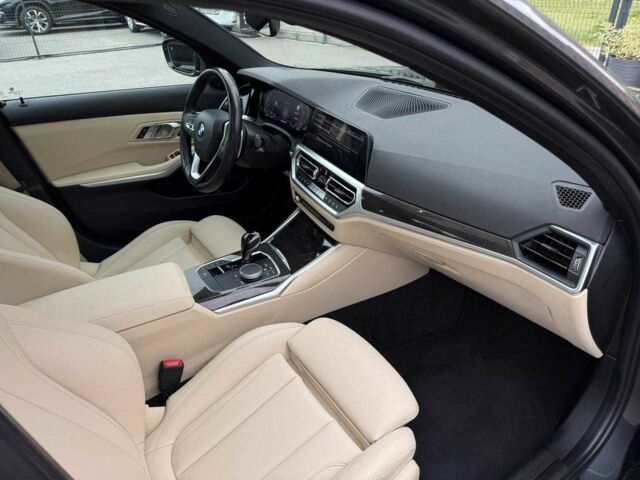 Серый БМВ 3 Серия, объемом двигателя 2 л и пробегом 106 тыс. км за 28950 $, фото 13 на Automoto.ua