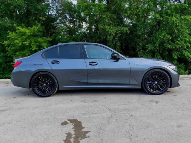 Серый БМВ 3 Серия, объемом двигателя 2 л и пробегом 75 тыс. км за 20500 $, фото 6 на Automoto.ua