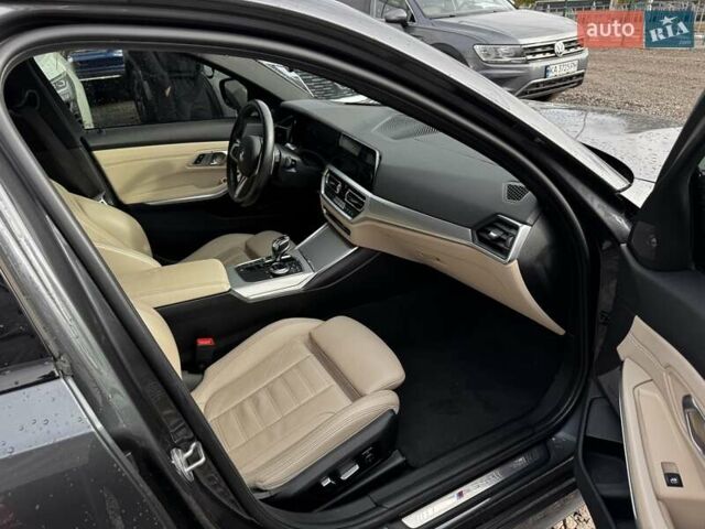 Серый БМВ 3 Серия, объемом двигателя 3 л и пробегом 105 тыс. км за 43900 $, фото 33 на Automoto.ua