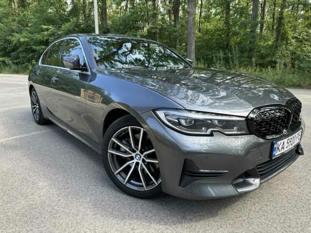 Серый БМВ 3 Серия, объемом двигателя 2 л и пробегом 68 тыс. км за 29500 $, фото 2 на Automoto.ua