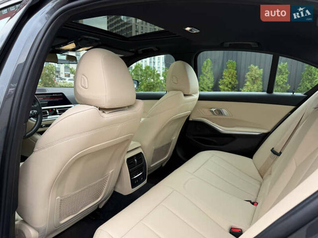 Серый БМВ 3 Серия, объемом двигателя 2 л и пробегом 106 тыс. км за 28950 $, фото 36 на Automoto.ua