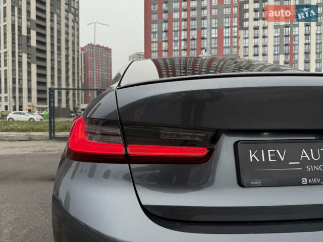 Серый БМВ 3 Серия, объемом двигателя 2 л и пробегом 106 тыс. км за 27900 $, фото 56 на Automoto.ua