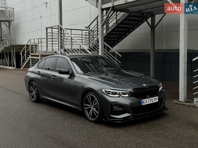 Серый БМВ 3 Серия, объемом двигателя 2 л и пробегом 98 тыс. км за 27999 $, фото 2 на Automoto.ua