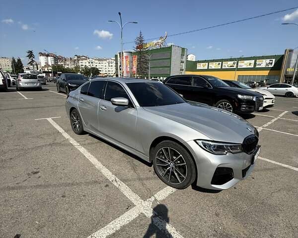 Серый БМВ 3 Серия, объемом двигателя 2 л и пробегом 50 тыс. км за 32000 $, фото 1 на Automoto.ua