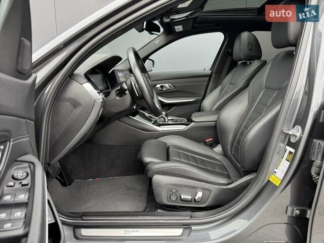 Сірий БМВ 3 Серія, об'ємом двигуна 2 л та пробігом 127 тис. км за 25500 $, фото 24 на Automoto.ua