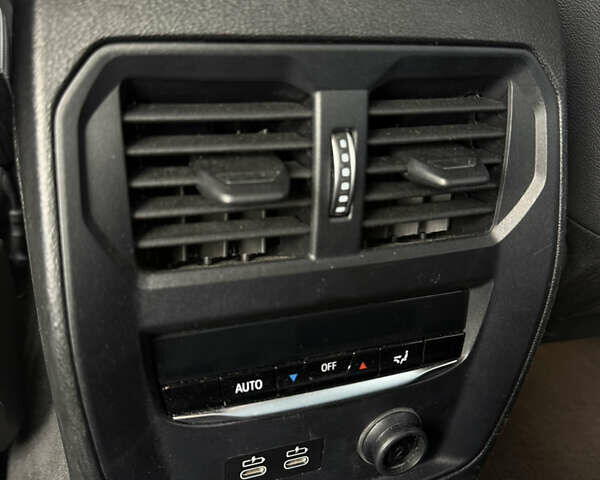 Серый БМВ 3 Серия, объемом двигателя 2 л и пробегом 112 тыс. км за 28300 $, фото 12 на Automoto.ua