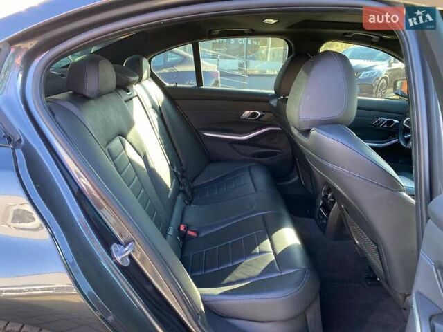 Сірий БМВ 3 Серія, об'ємом двигуна 2 л та пробігом 102 тис. км за 29600 $, фото 30 на Automoto.ua