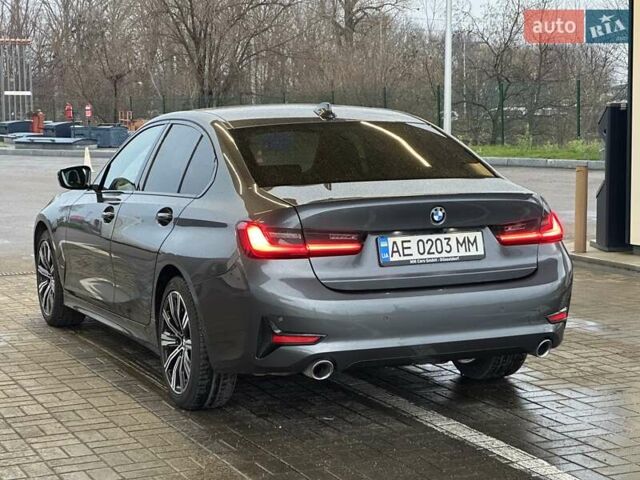 Серый БМВ 3 Серия, объемом двигателя 2 л и пробегом 47 тыс. км за 34000 $, фото 20 на Automoto.ua