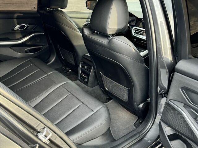 Сірий БМВ 3 Серія, об'ємом двигуна 2 л та пробігом 176 тис. км за 23500 $, фото 5 на Automoto.ua